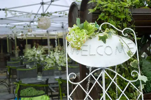 The Green Cafes Outdoor Dining Real-life Examples: The Green Cafe's Outdoor Dining