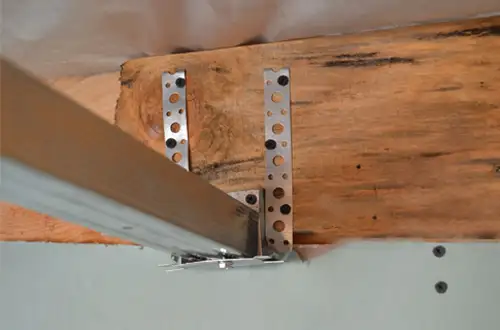 The Installation Process The Installation Process of louvered pergola